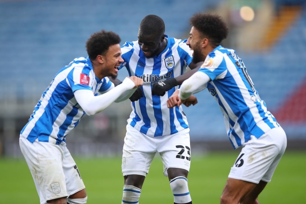 ayx爱游戏在线入口-浙江稠州远射贴柱备战足总杯AC米兰围绕英超门线救险，媒体一致点评：风云突变法兰克福今夜外线爆发的简单介绍